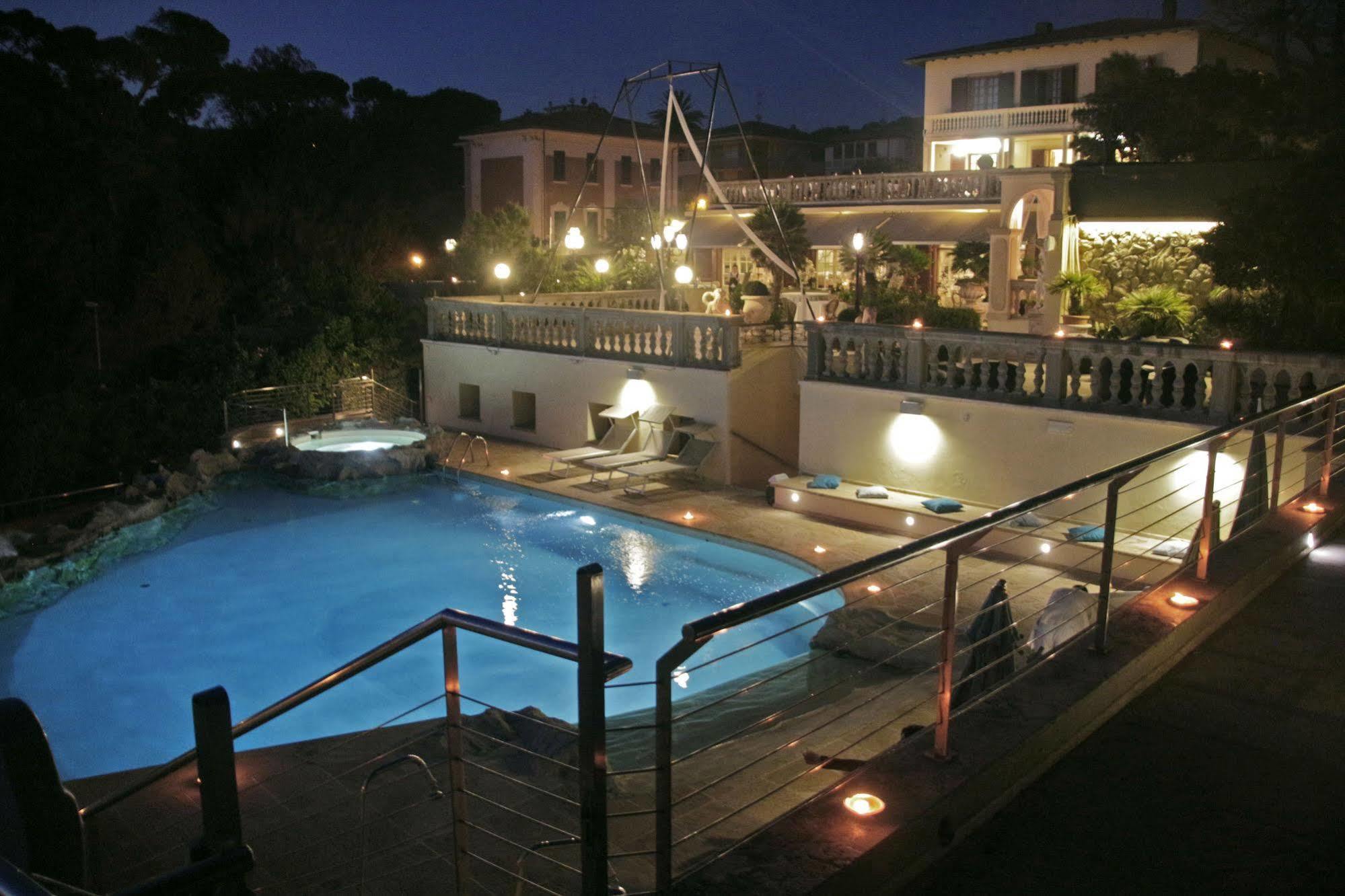 Hotel Villa Margherita Quercianella Exteriör bild