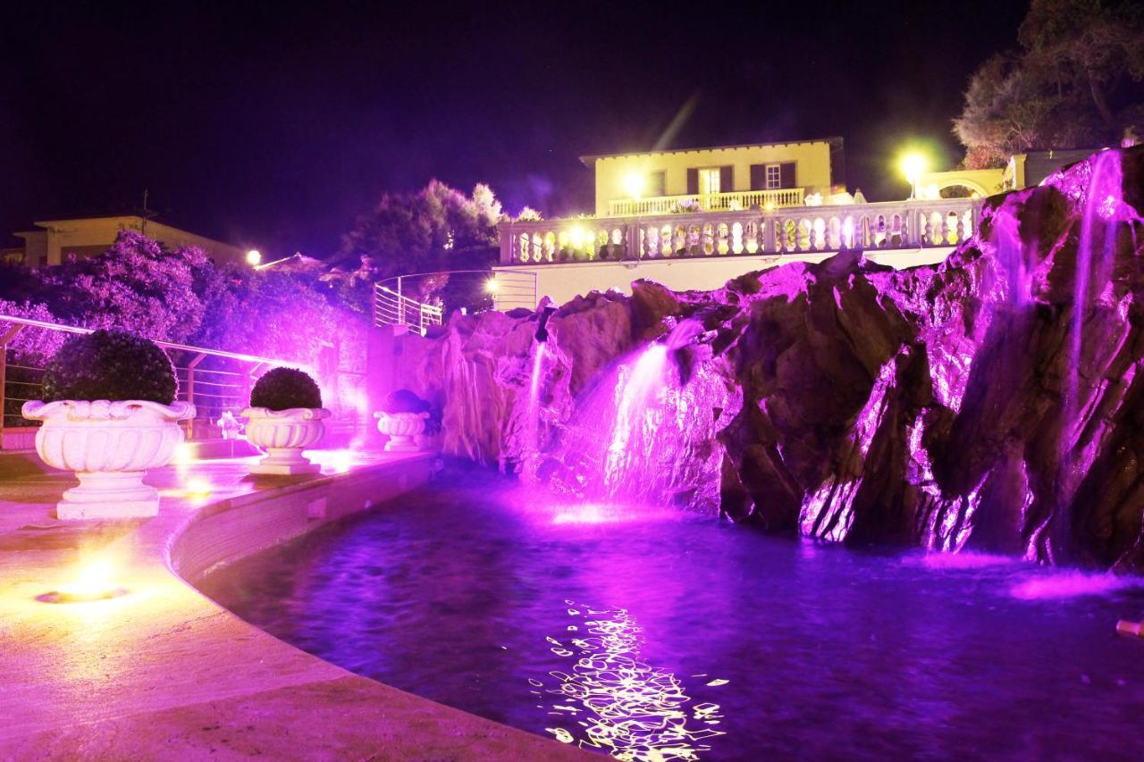 Hotel Villa Margherita Quercianella Exteriör bild